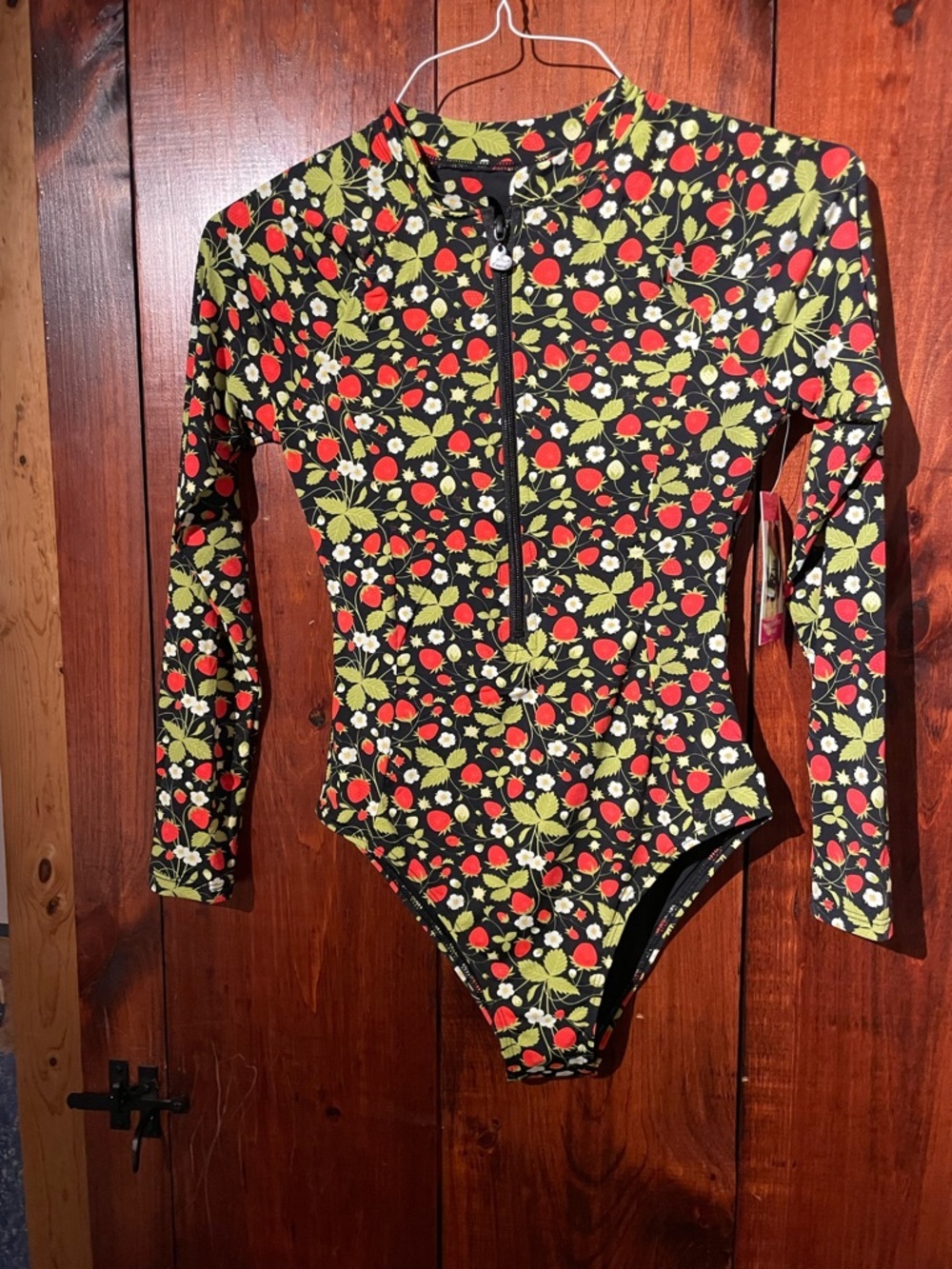 NWT Betsey Johnson Strawberry Print Long Sleeve Scuba Zip Up Swimsuit